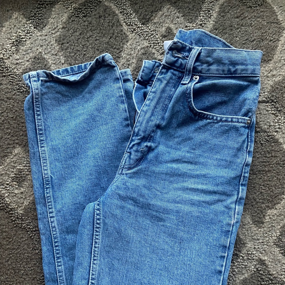 URBAN OUTFITTERS BDG JEANS